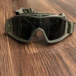 Military goggles with tinted and clear lense